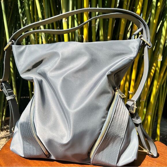 Gray bag 🩶 crossbody, backpack or shoulder bag 🩶 - Picture 4 of 7